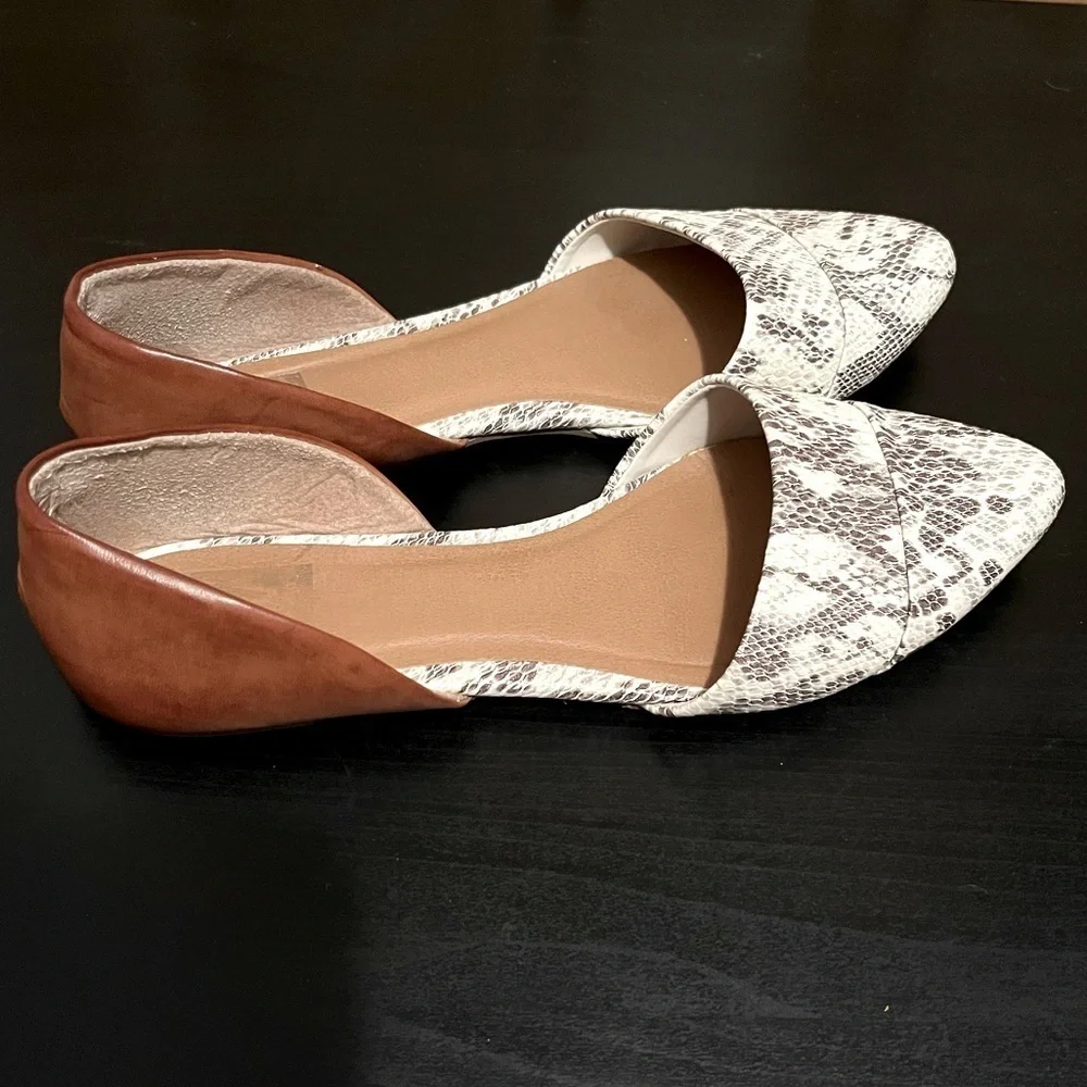 DV by Dolce Vita Snakeskin Flats